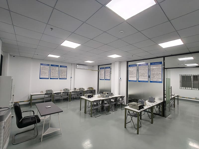 中高级电工教室